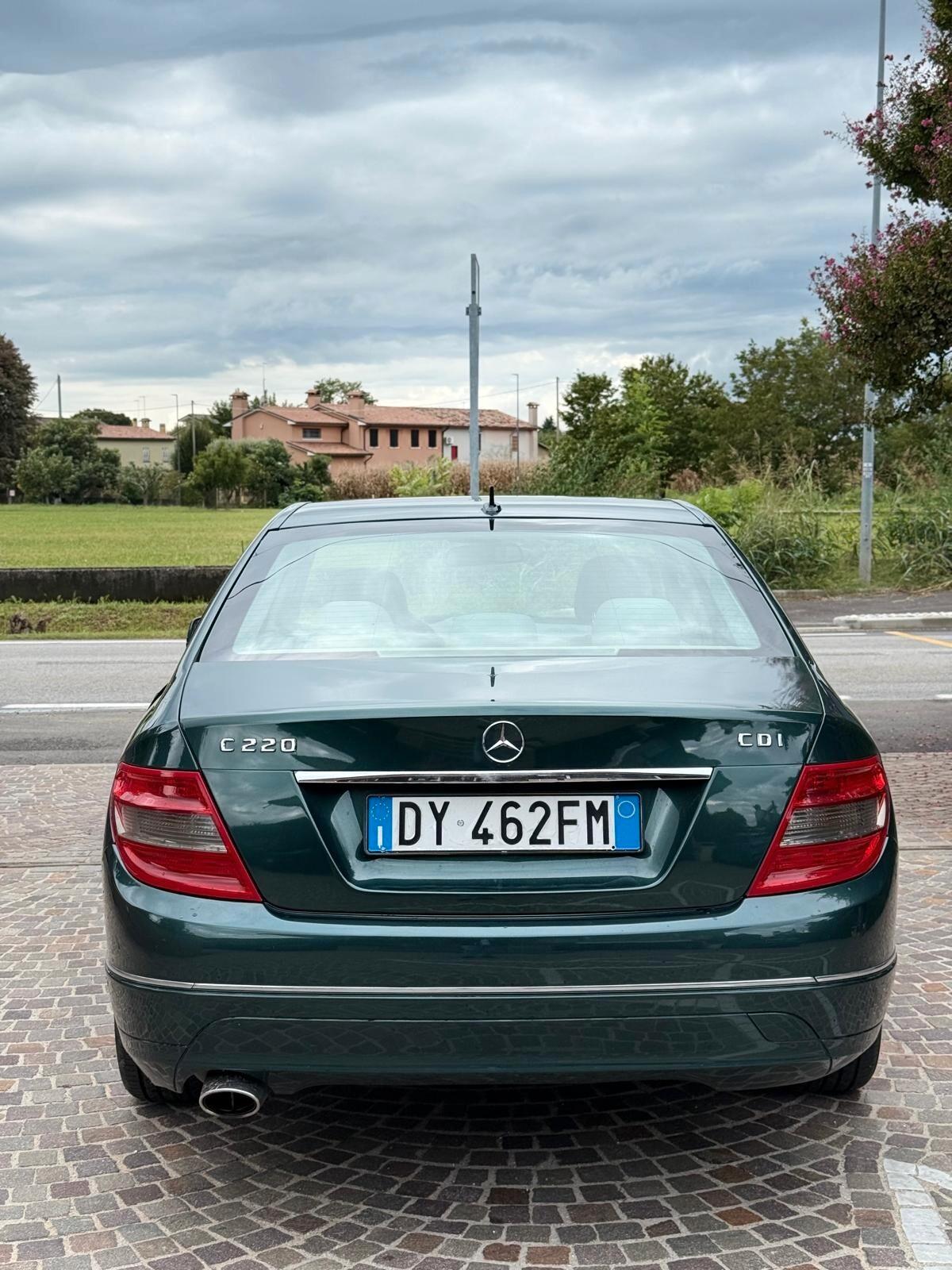 Mercedes-benz C 220 CDI BlueEFFICIENCY Avantgarde AMG