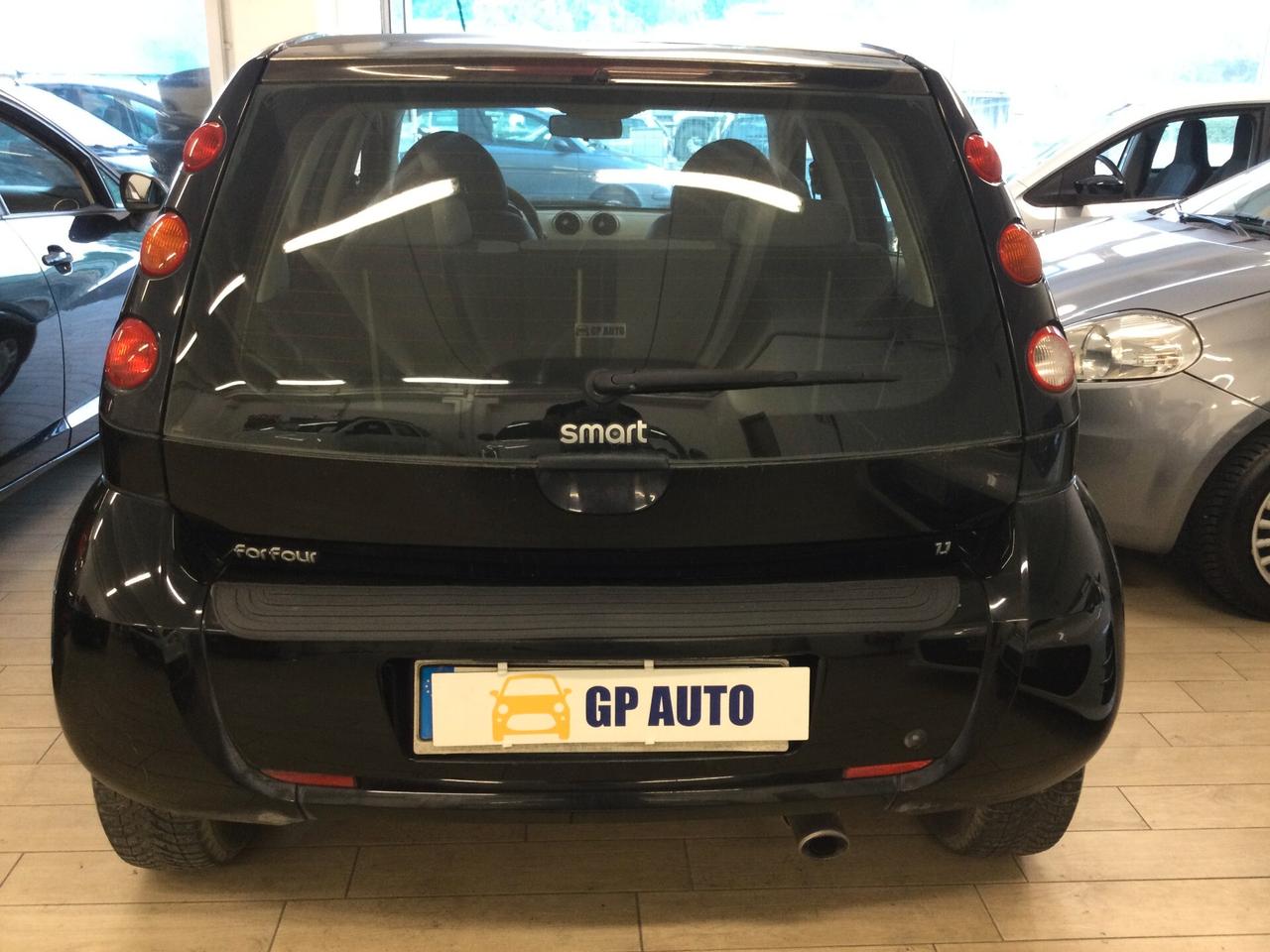 Smart ForFour 1.1 Black Edition