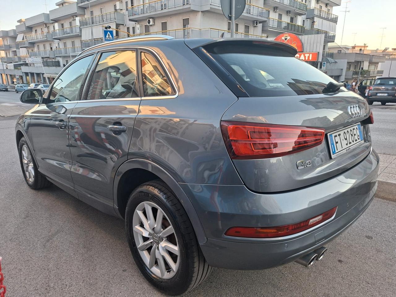 Audi Q3 2.0 TDI 150 CV S tronic * Navi * Garantita 12 Mesi