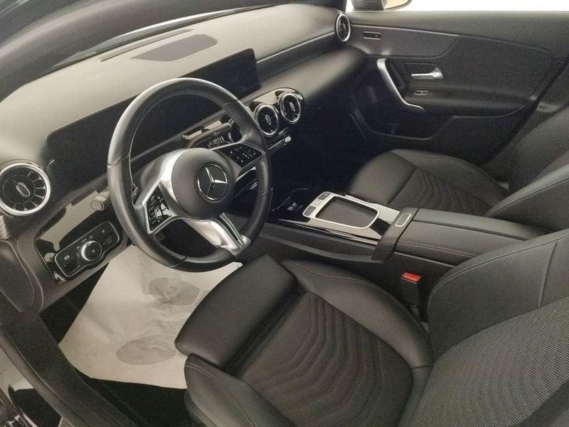 Mercedes-Benz Classe A A 180 d Progressive Advanced auto