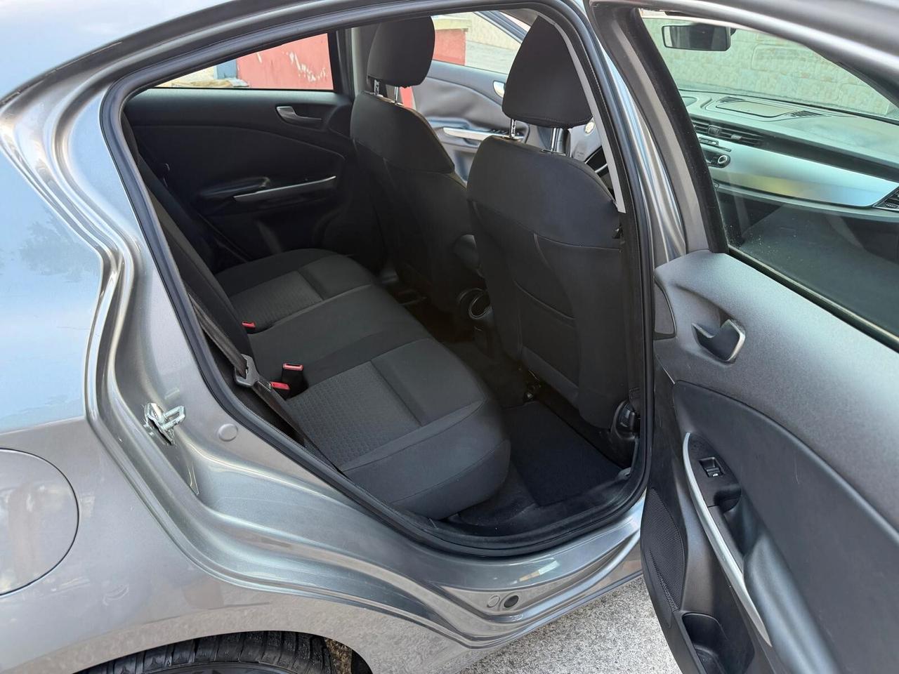 Alfa Romeo Giulietta 1.4 Turbo 120 CV GPL Distinctive