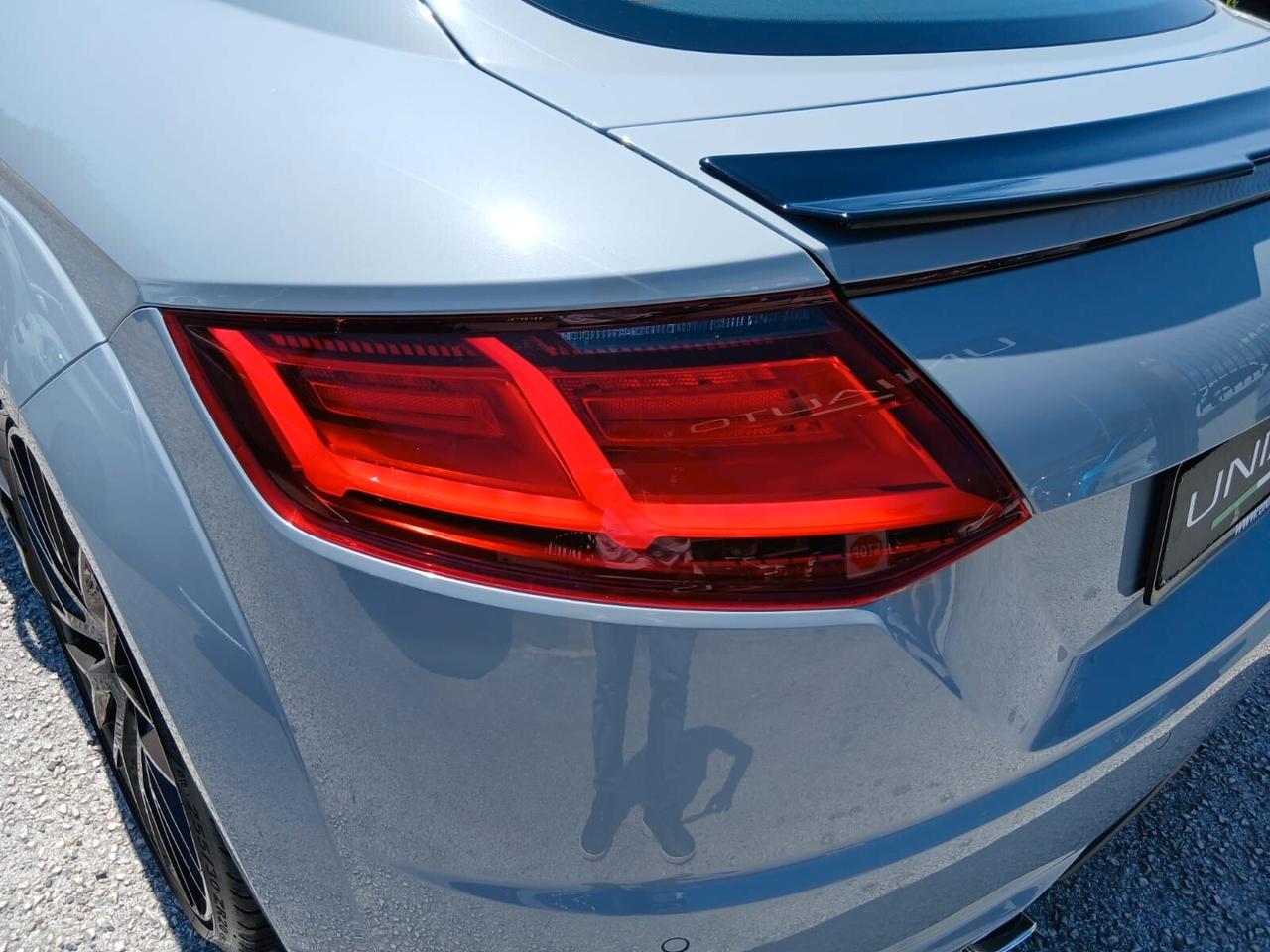 Audi TT Coupé 40 TFSI S tronic