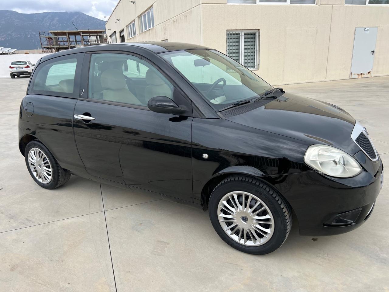 Lancia Ypsilon 1.2 benzina 2009