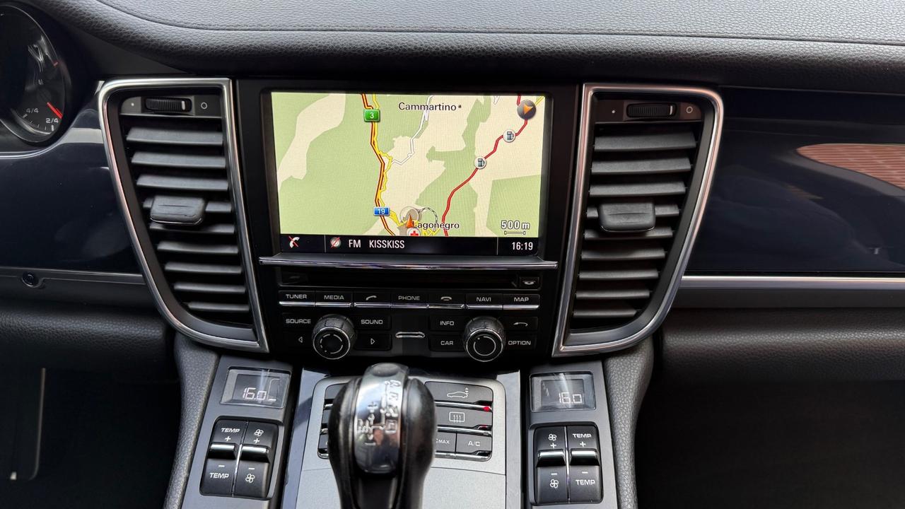 Porsche Panamera 3.0 Diesel 250cv