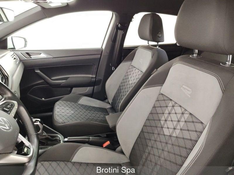 Volkswagen Polo 1.0 TSI DSG R-Line