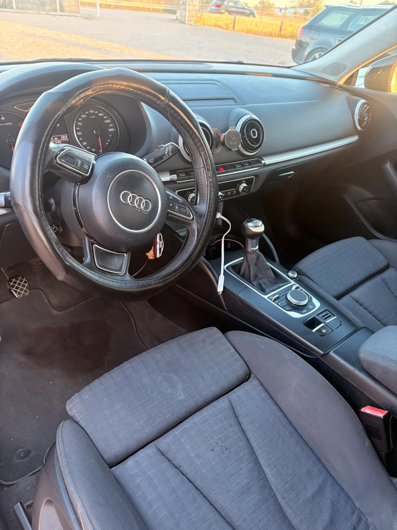 Audi A3 1.6 TDI S tronic Attraction