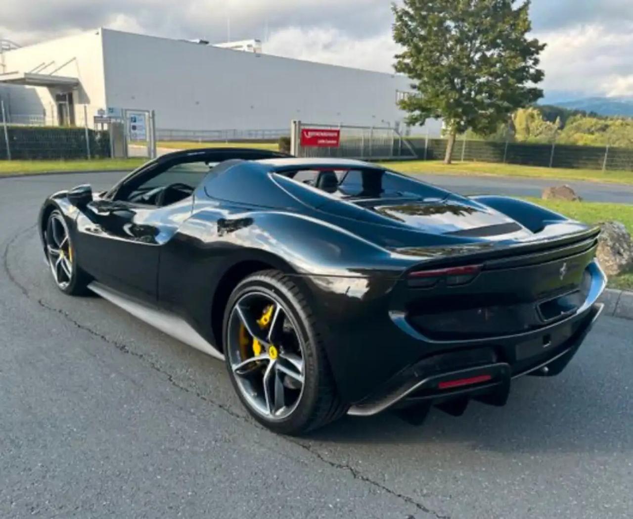 Ferrari 296 GTS