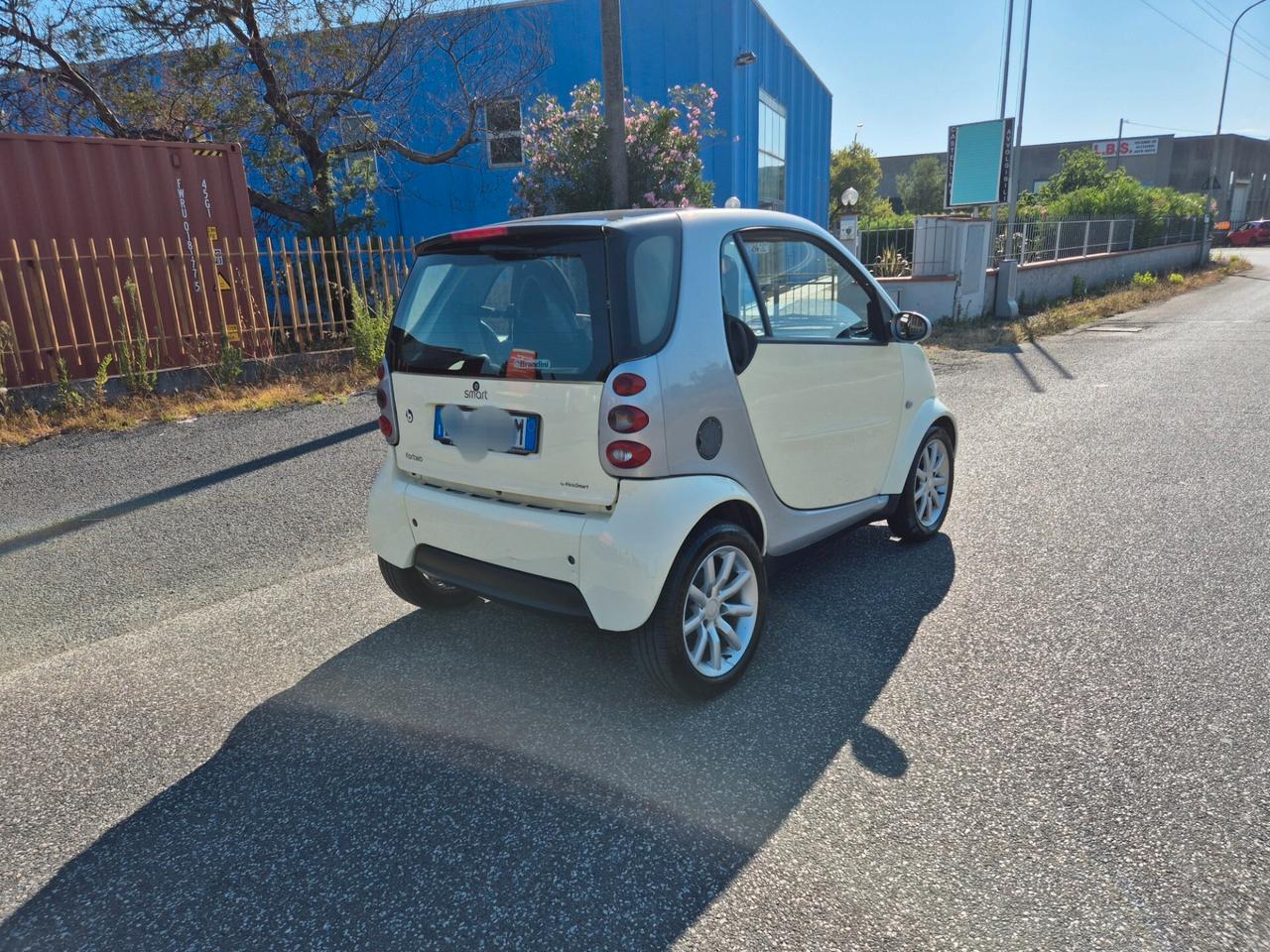 Smart ForTwo 700 coupé passion (45 kW)
