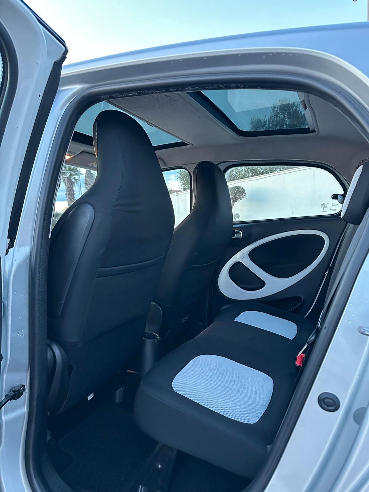 SMART FORFOUR 70 1.0 Prime