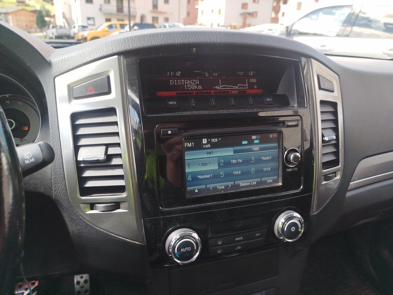 Mitsubishi Pajero 3.2 DI-D 16V MANUALE 204 CV. 3p. Intense DPF