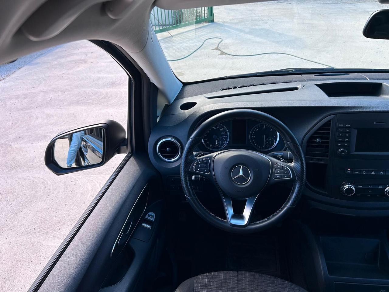 Mercedes-benz Vito TOURER 163CV 8 POSTI
