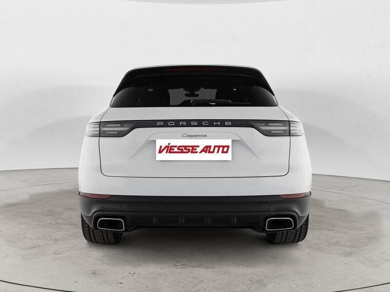 Porsche Cayenne 3.0 V6