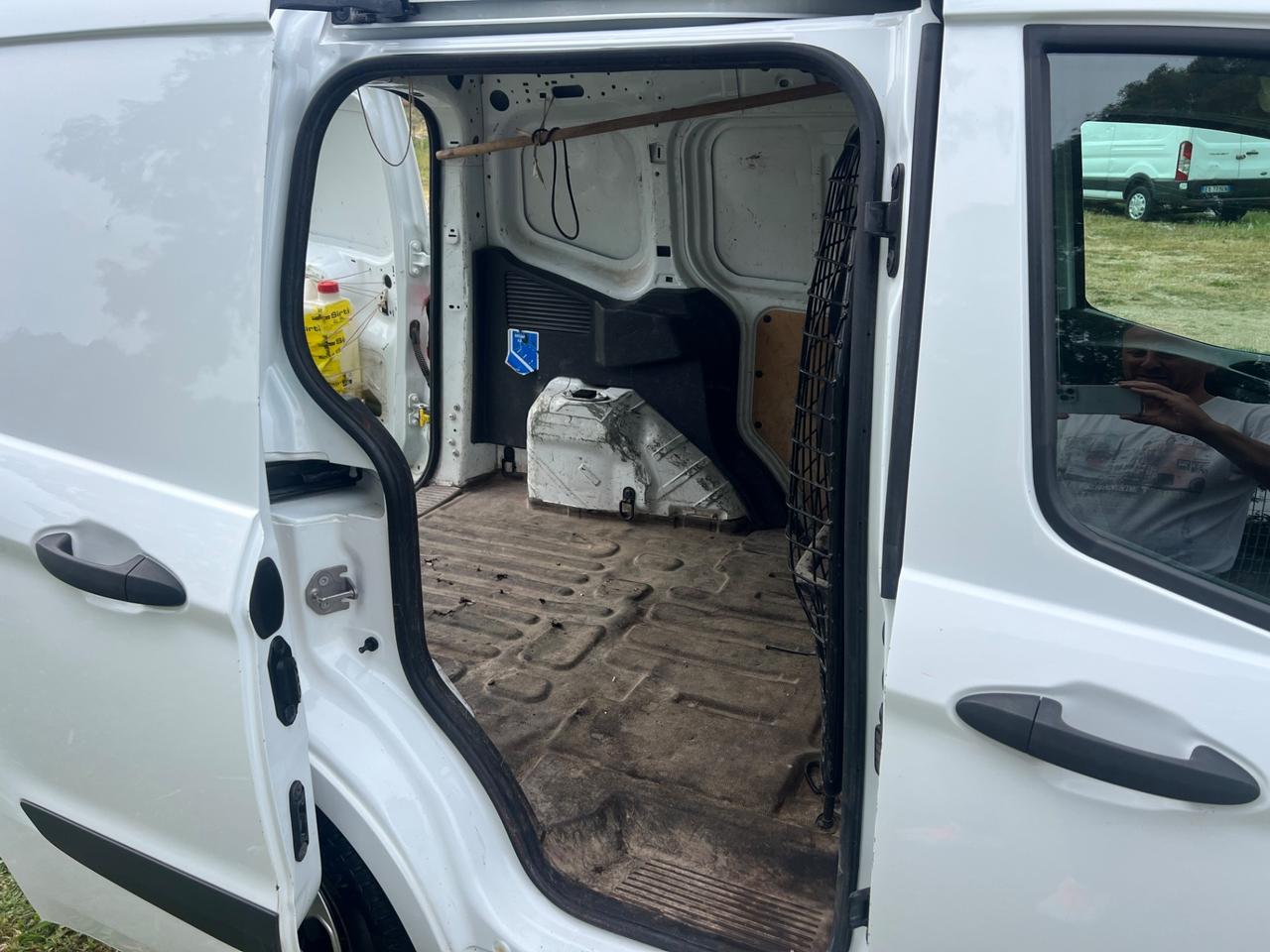 Ford Transit Courier 1.5 TDCi 75CV Van Entry