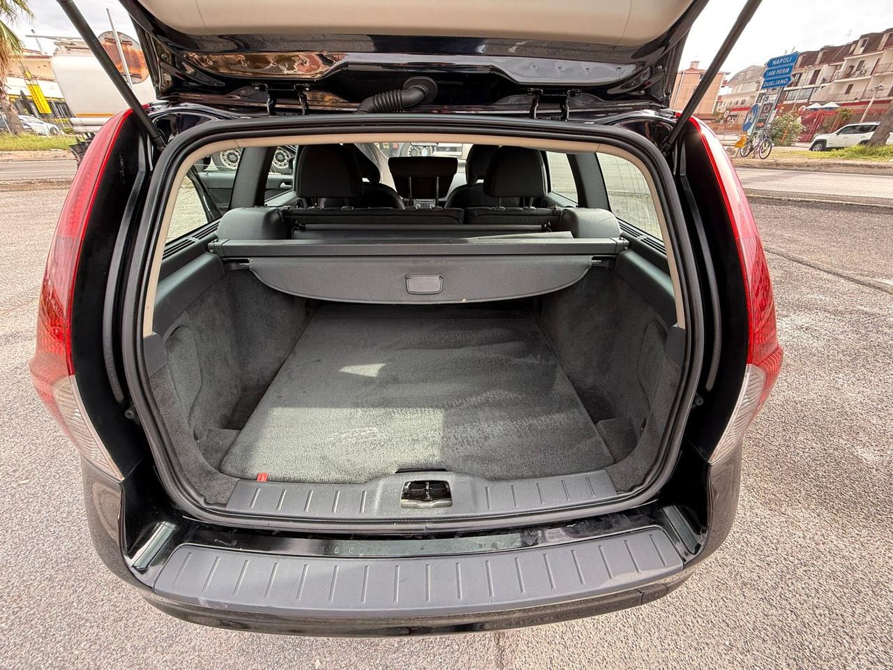 VOLVO V50 R-DESIGN STATION WAGON 1.6DIESEL 115CV