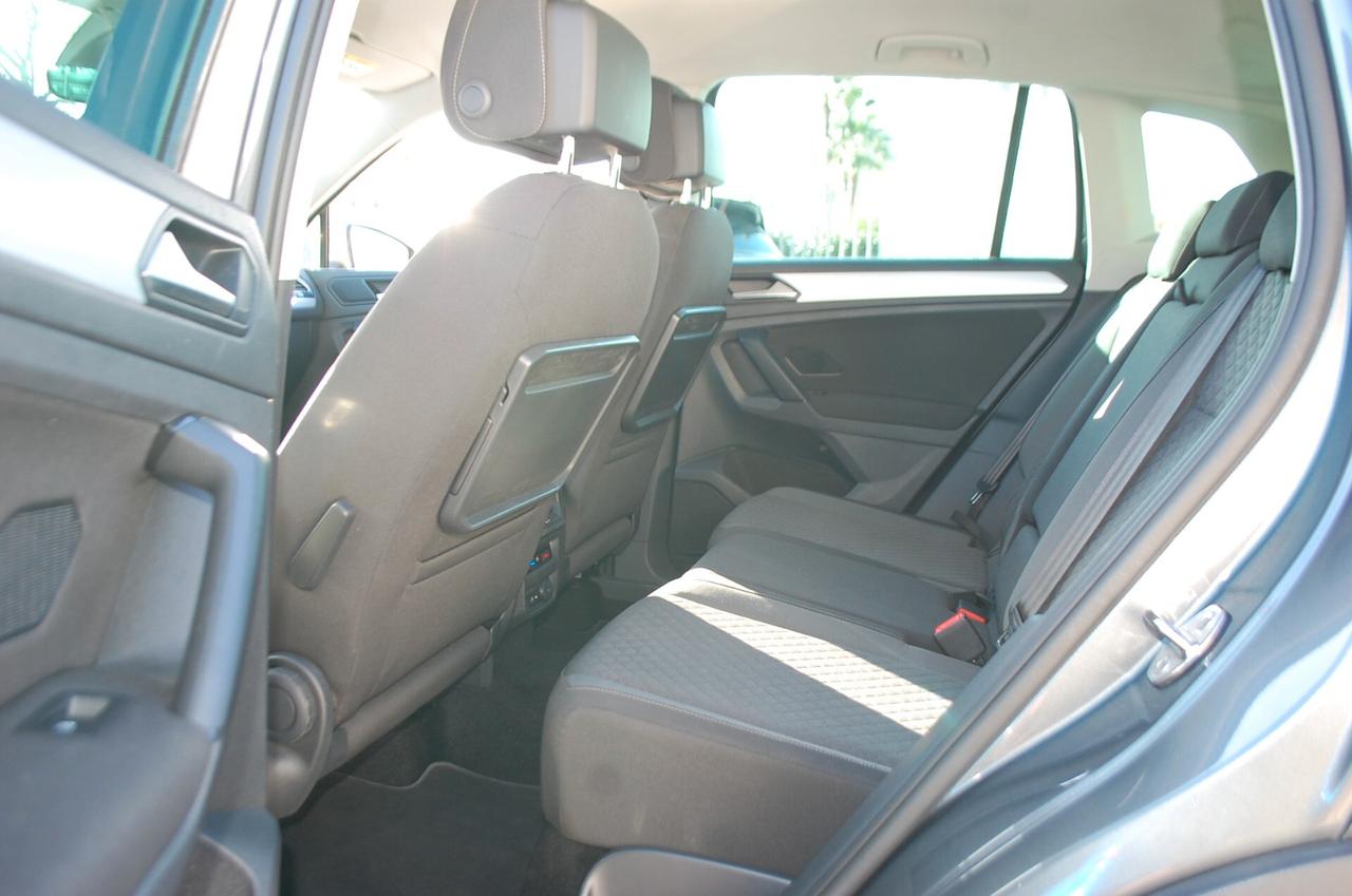 Volkswagen Tiguan 2.0 tdi Advanced R-Line Exterior Pack 150CV DSG