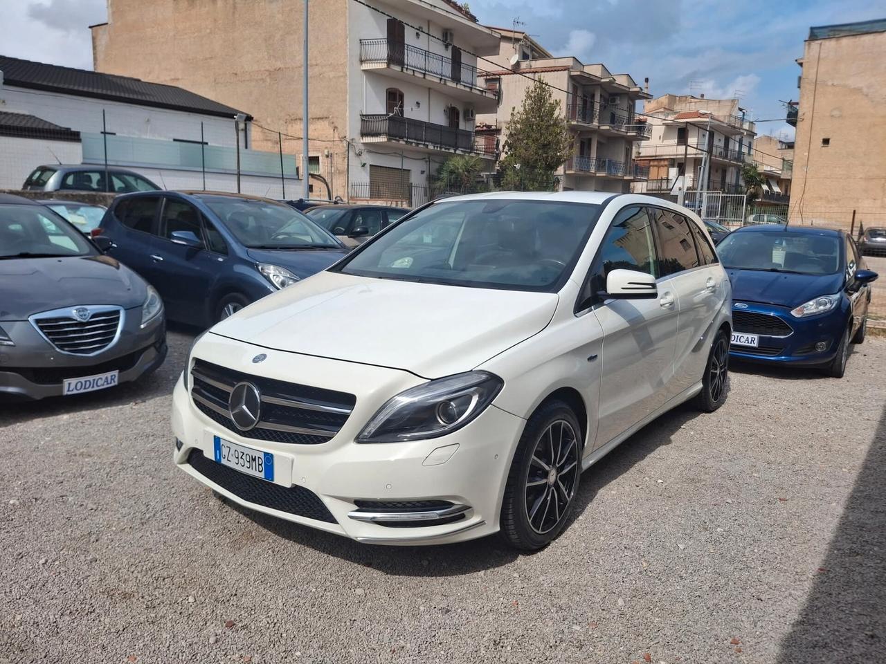 Mercedes-benz B 180 CDI BlueEFFICIENCY Premium