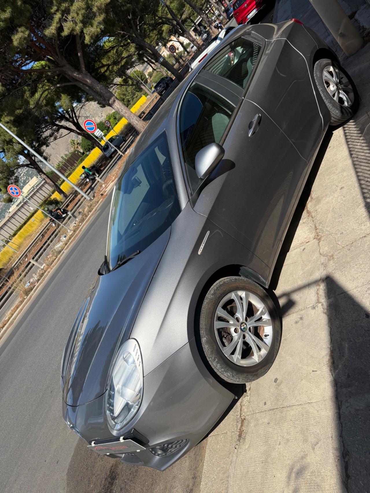 Alfa Romeo Giulietta 1.6 JTDm-2 105 CV Exclusive