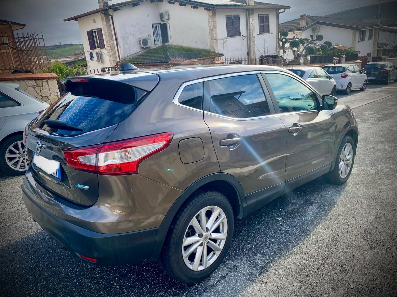 Nissan Qashqai 1.5 dCi DPF Acenta