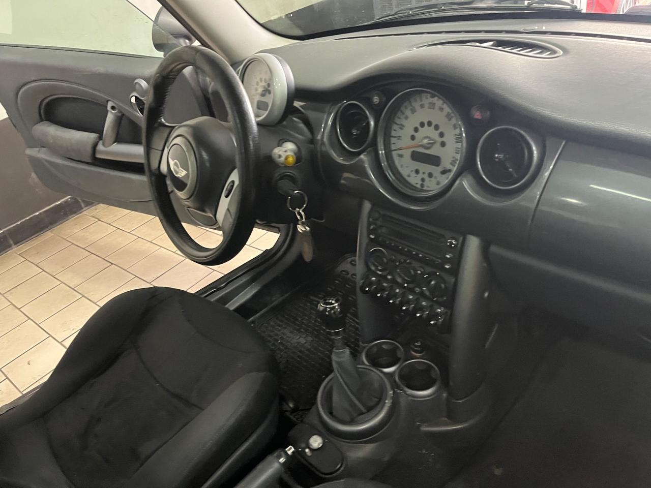 Mini 1.4 tdi Cooper d one 2005