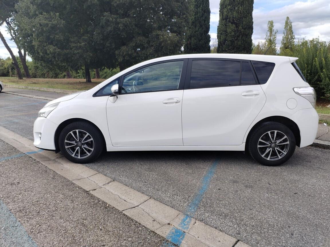 Toyota Verso 1.6 7 posti benzina 56000km