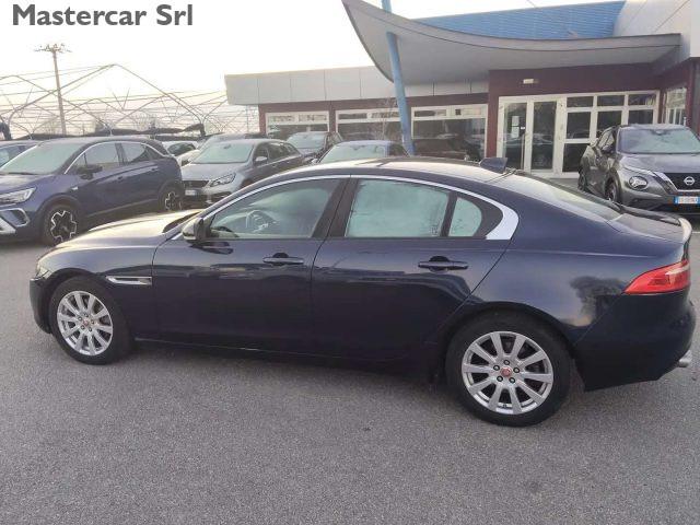 JAGUAR XE XE 2.0d Pure Business edition 180cv tg: FG873SR
