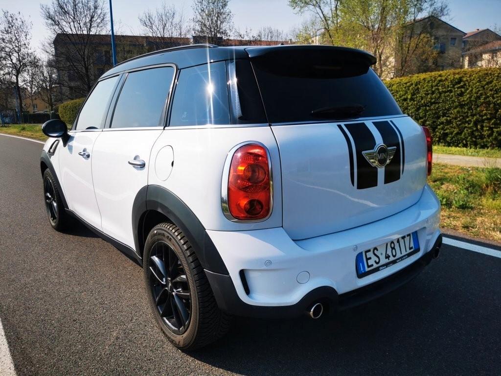 MINI COUNTRYMAN COOPER SD -143 CV