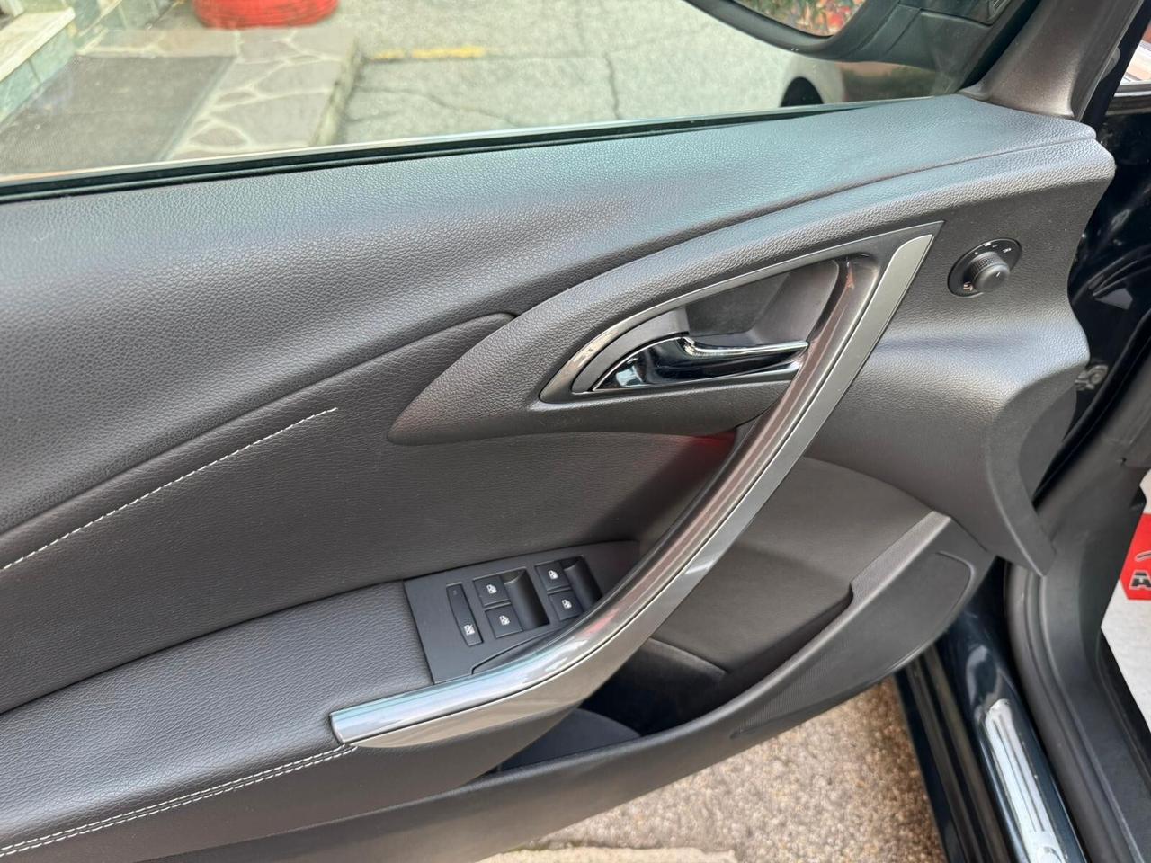 Opel Astra 1.7 CDTI 110CV Sports Tourer Cosmo