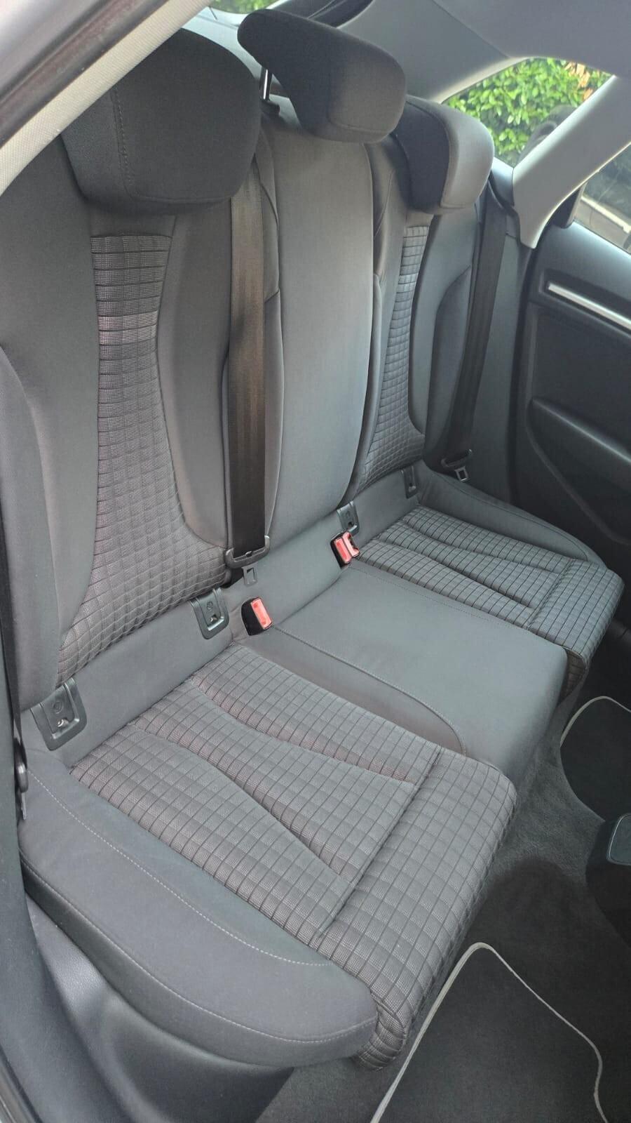 Audi A3 1.6 TDI S tronic Ambition