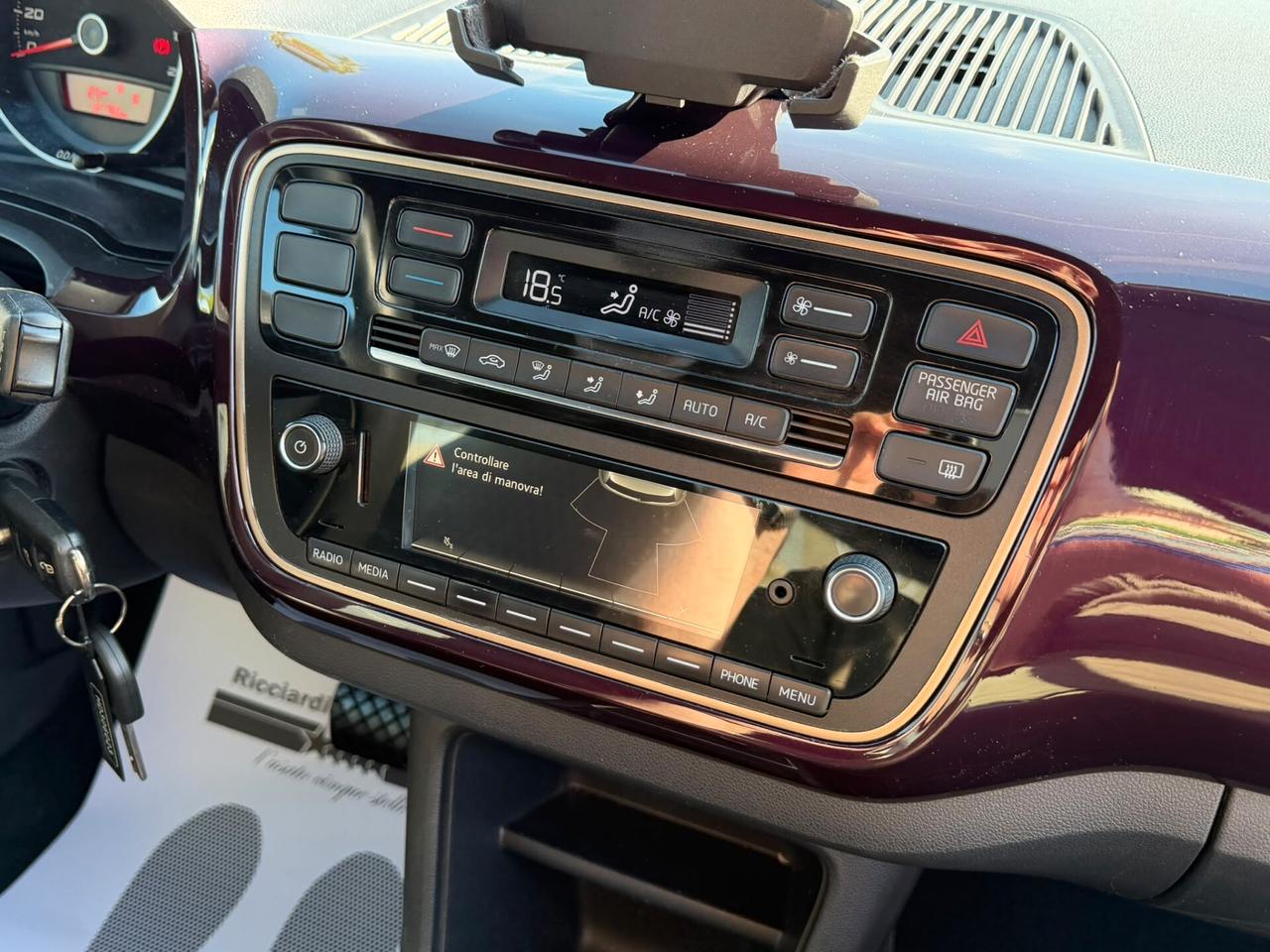Seat Mii 1.0 ASG 60Cv by Cosmopolitan - automatica
