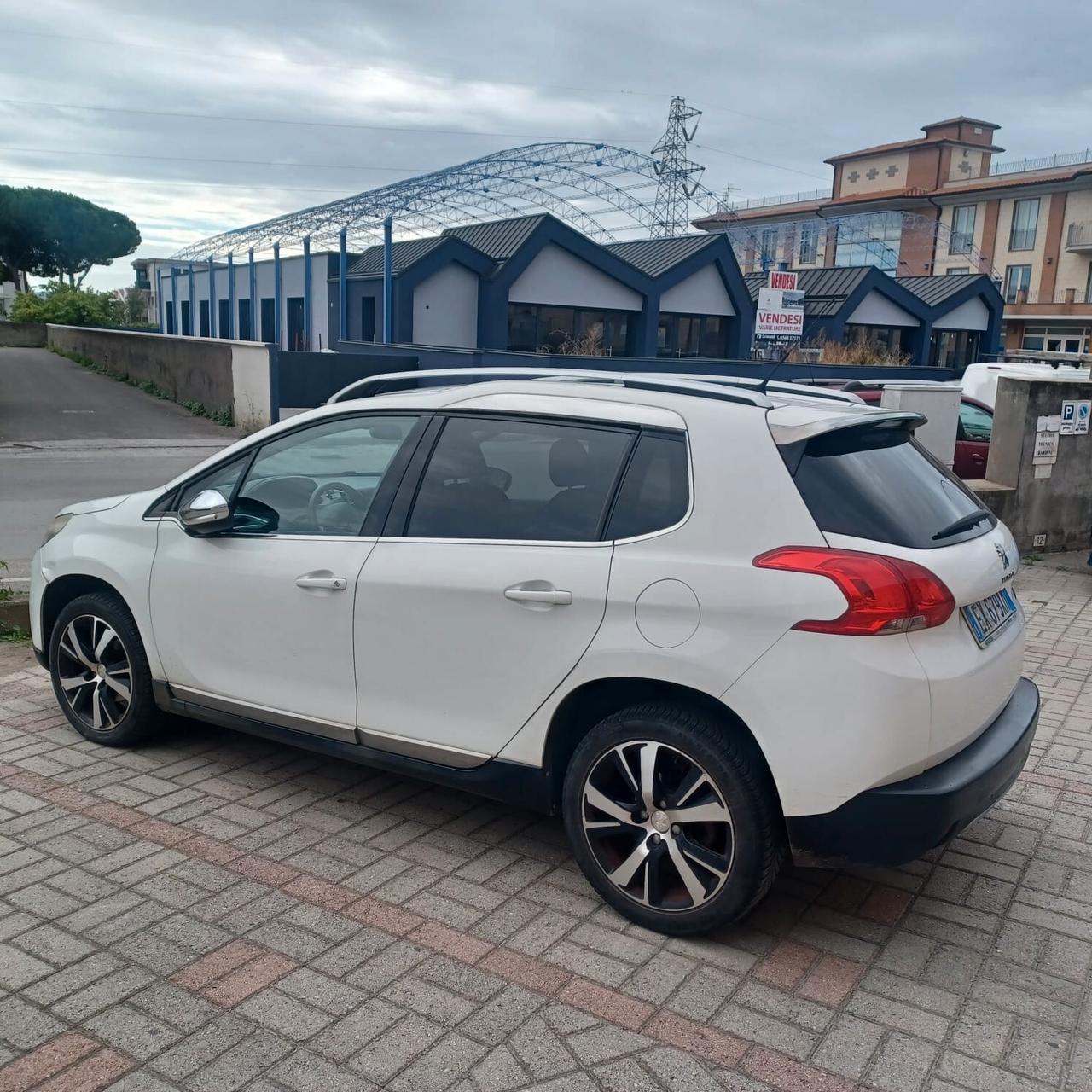 TETTO PANORAMICO PEUGEOT 2008 1.6 FULL OPTIONAL