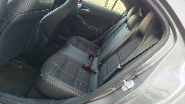 MERCEDES-BENZ A 180 d Sport