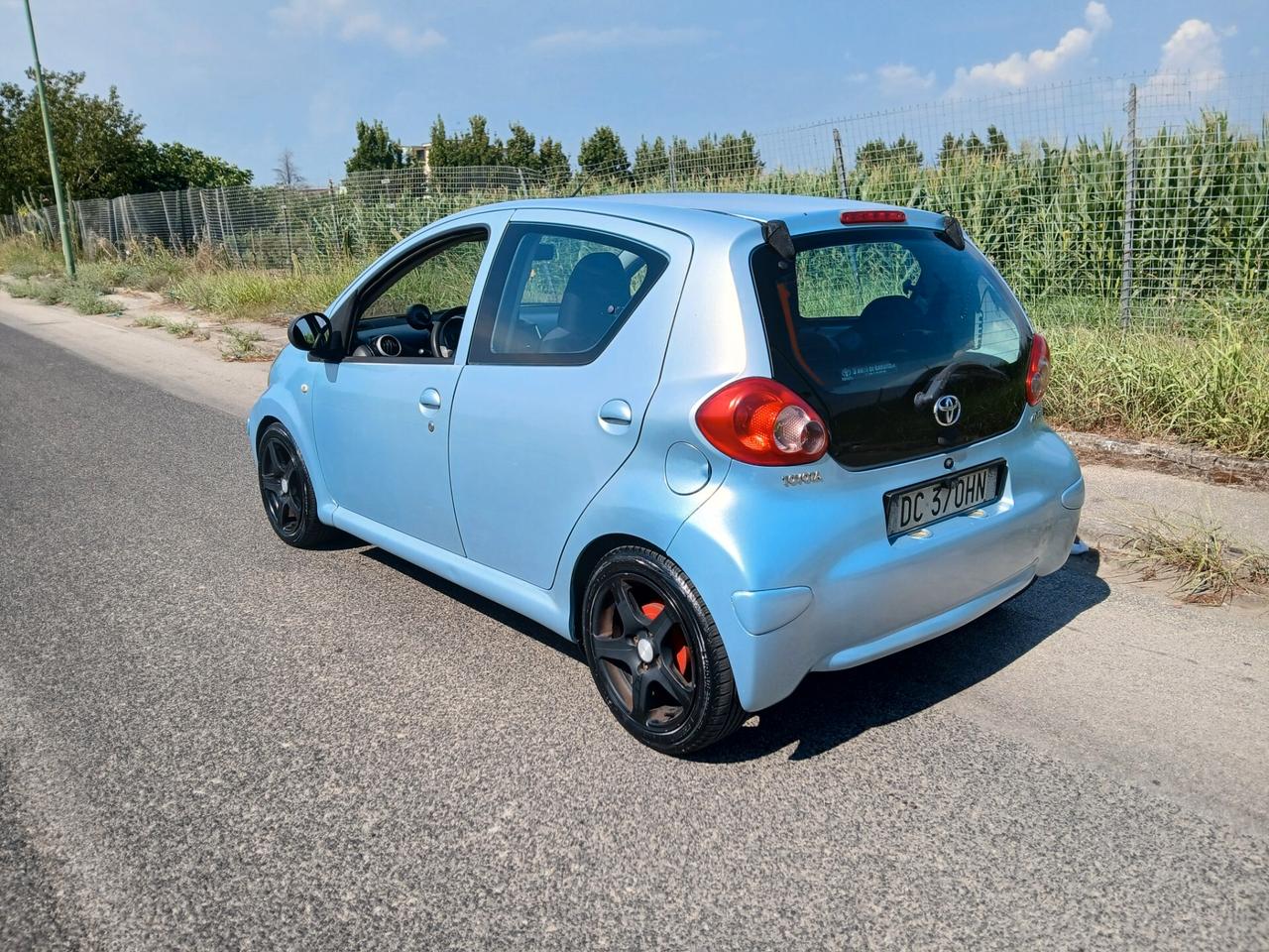 Toyota Aygo 1.0 12V 5 porte Sol 130 Mila km