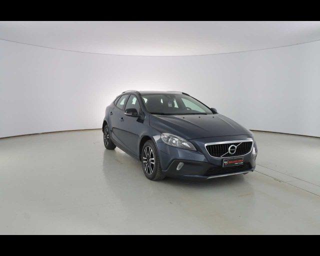 VOLVO V40 Cross Country D2 Pro