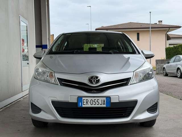 Toyota Yaris Yaris III 2011 5p 1.0