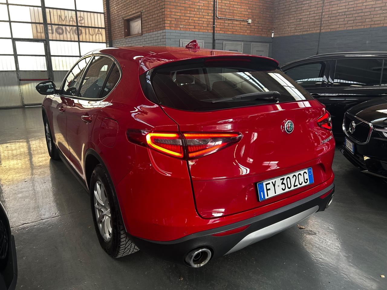 Alfa Romeo Stelvio 2.2 Turbodiesel 160 CV AT8 RWD Business