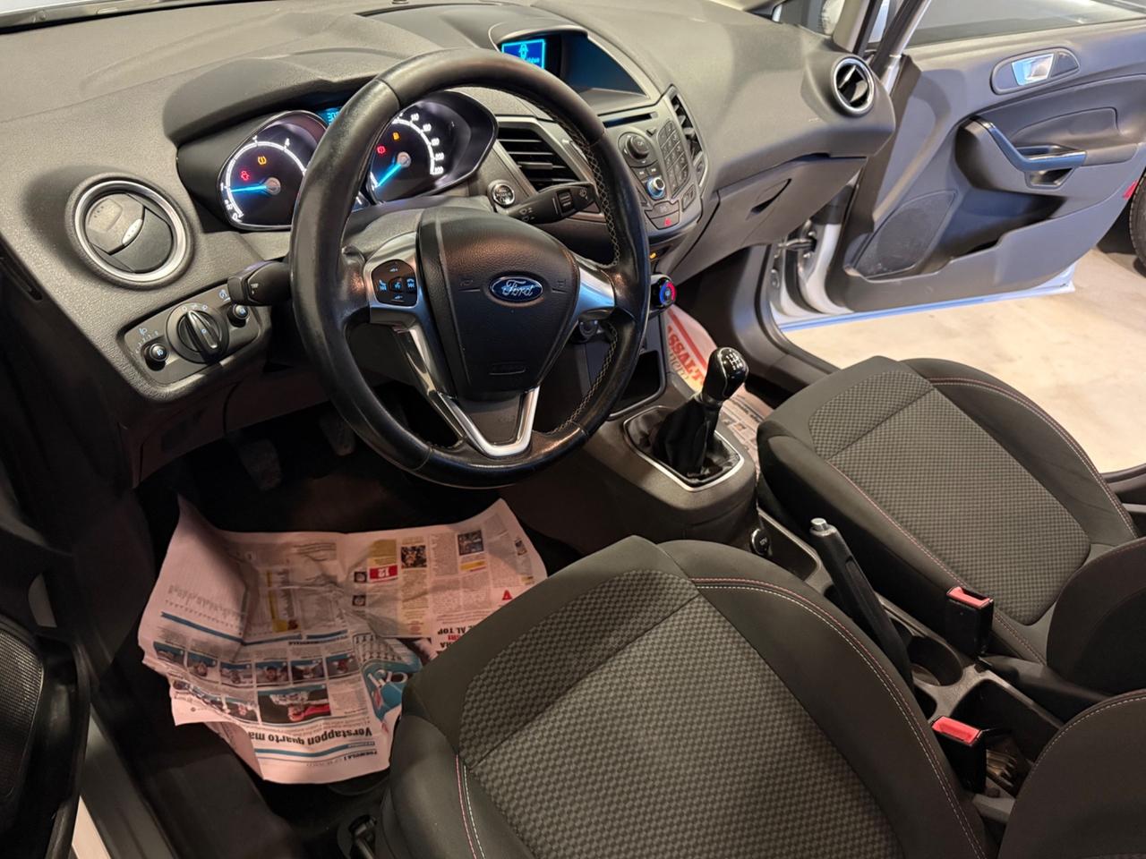 Ford Fiesta 1.5 TDCi 75CV 5 porte Titanium
