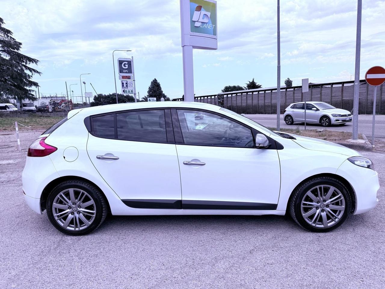 Renault Megane Mégane 1.5 dCi 110CV EDC GT Line