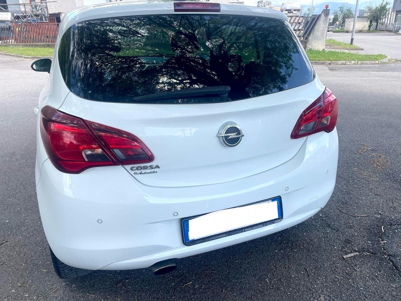 Opel Corsa 1.4 90CV GPL Tech 5 porte Innovation per Neopatentati 2017