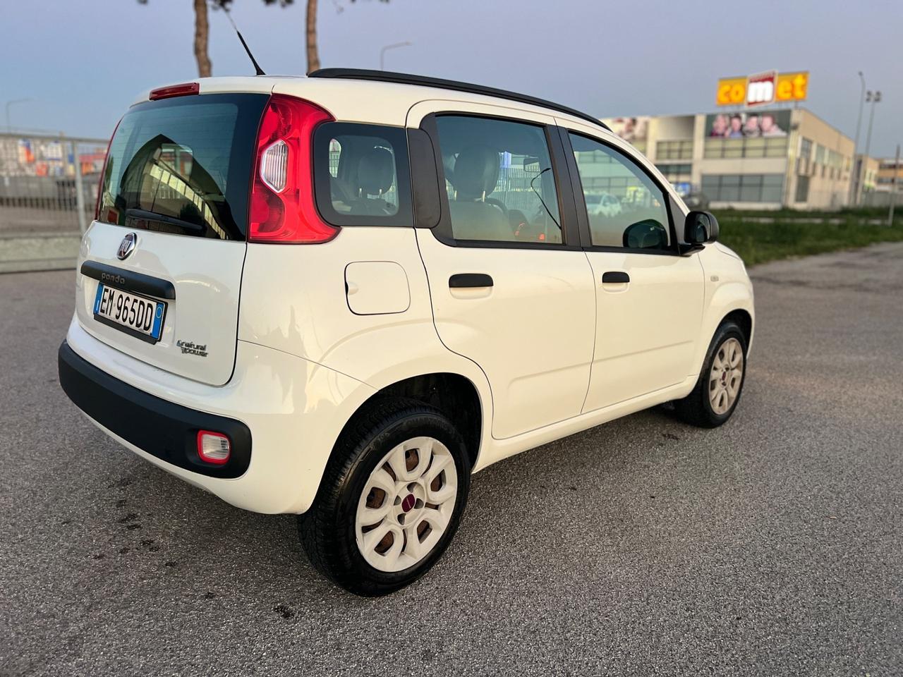 Fiat Panda 0.9 TwinAir Turbo Natural Power Lounge