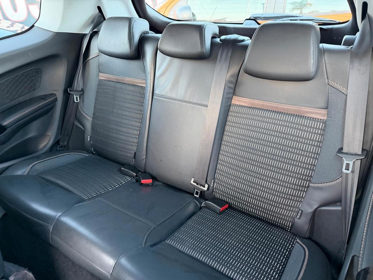 Peugeot 208 1.2 VTi 82 CV 3 porte Allure-07/2013