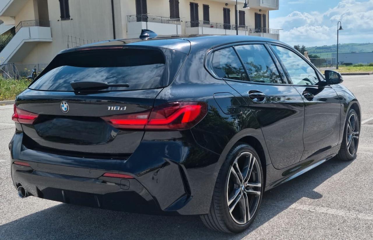 Bmw 116 116d 5p. Msport