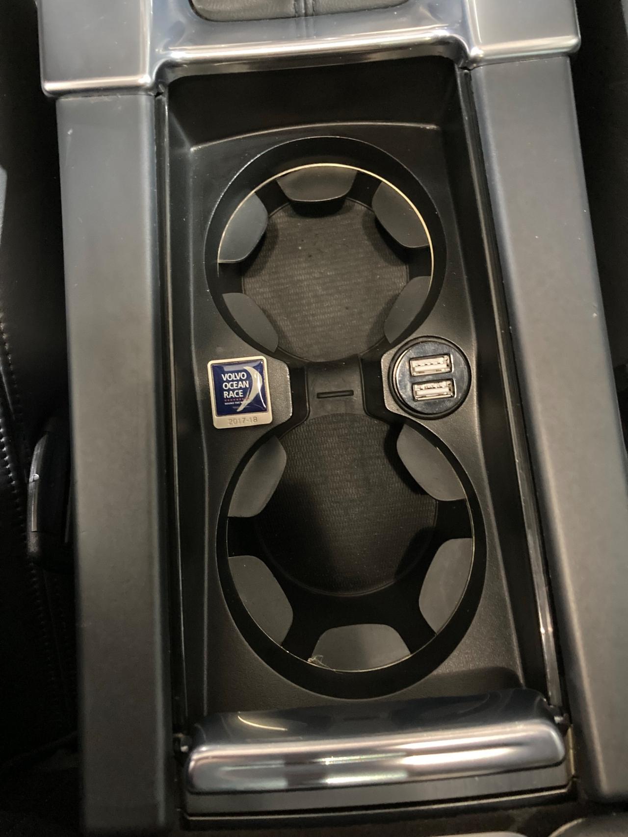 Volvo V60 D4 Geartronic Ocean Race