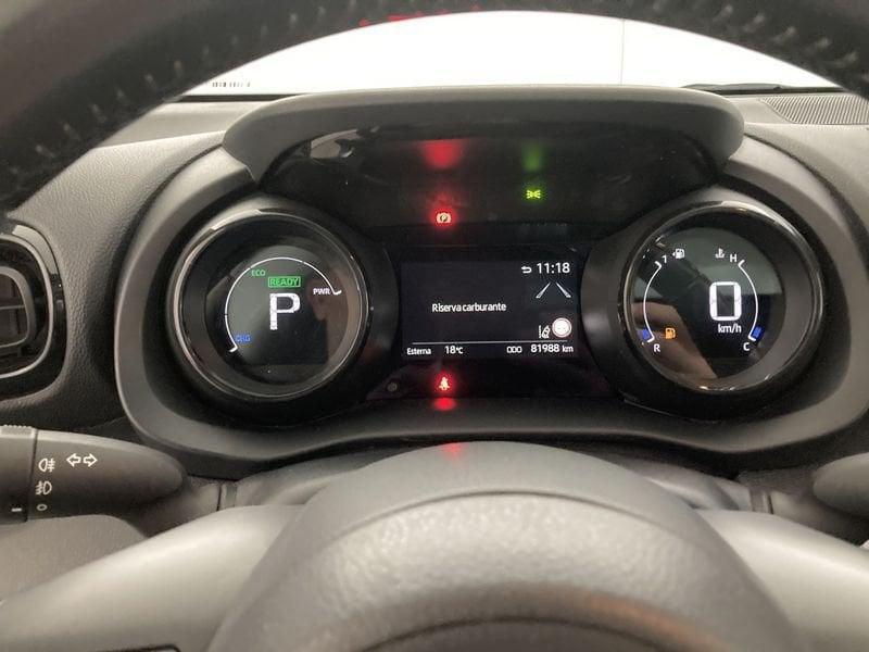Toyota Yaris Hybrid Lounge MY22