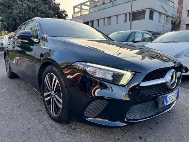 MERCEDES-BENZ A 180 D AUTOMATICA SPORT