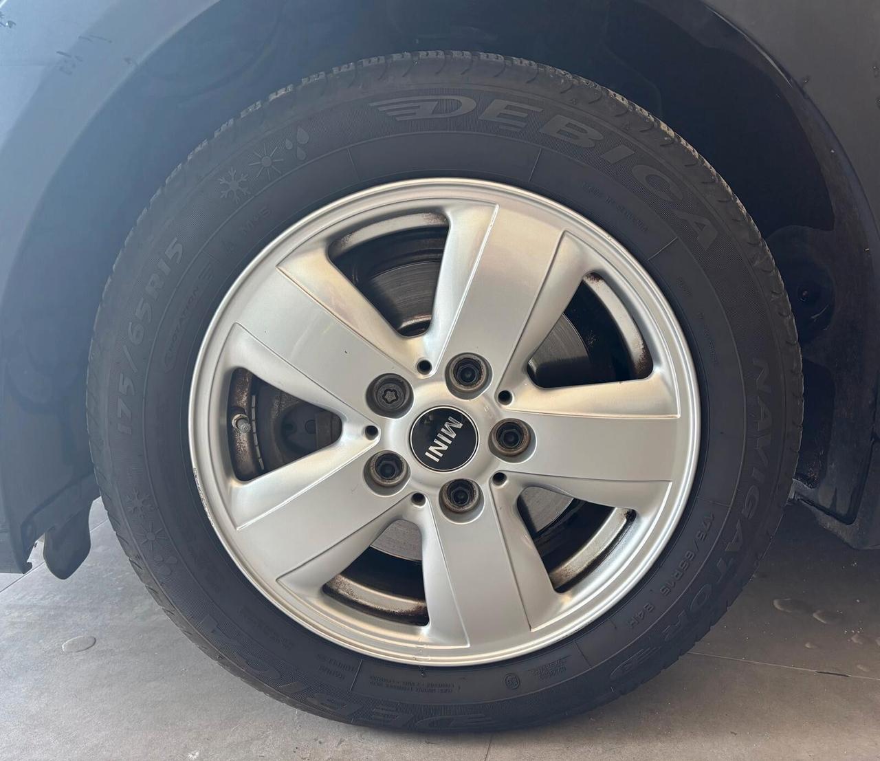 Mini One D 1.5 95 Cv anno 2015 con 217200 km OK NEOPATENTATI!