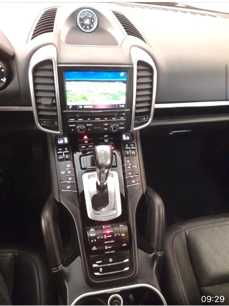 PORSCHE CAYENNE TITANIUM 3.0 DISEL