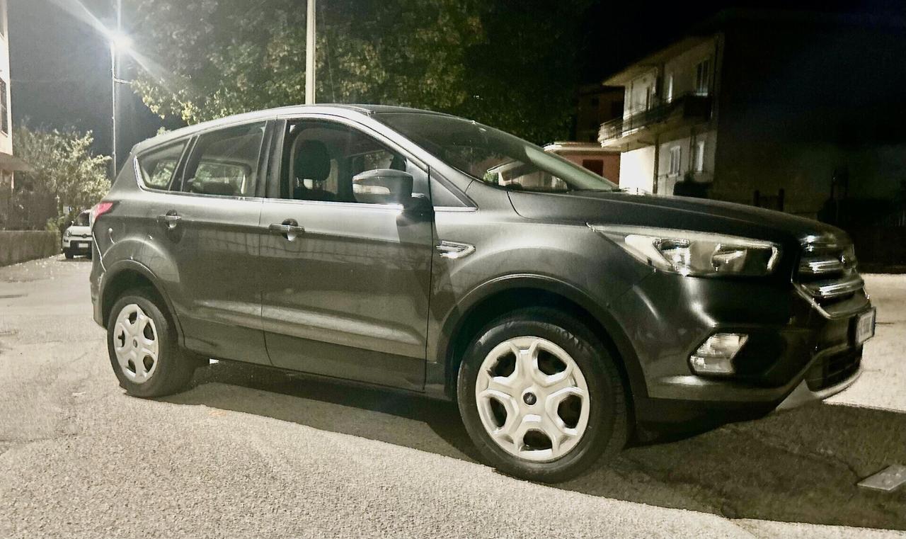 Ford Kuga 1.5 TDCI 120 CV S&S 2WD ST-Line