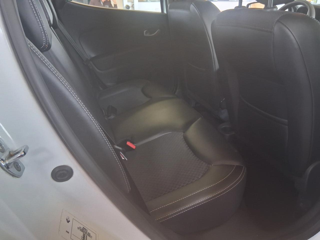 Renault Clio TCe 12V 75 CV 5 porte Duel