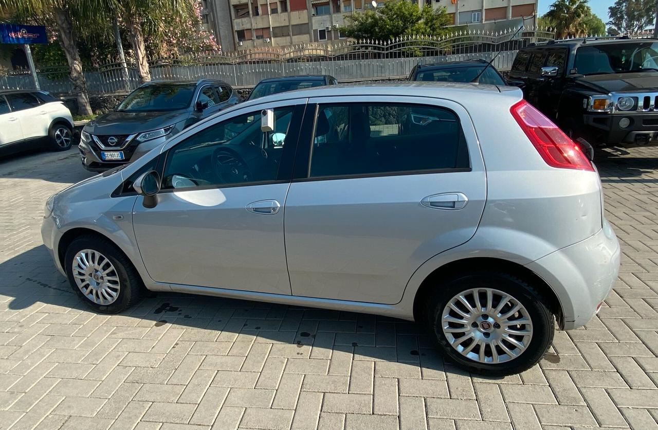 Fiat Punto 1.3 MJT II 75 CV 5 porte Lounge