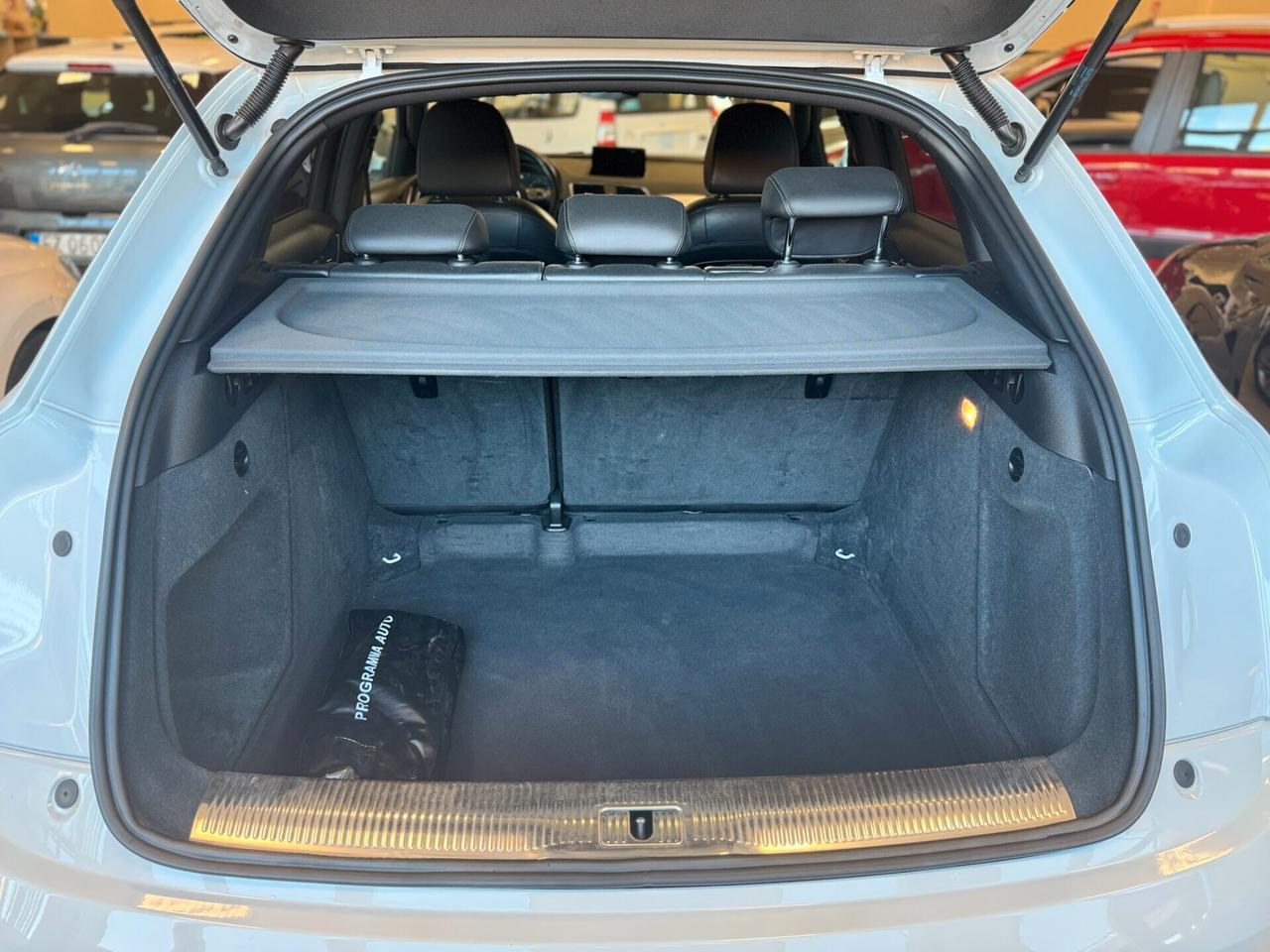 Audi Q3 2.0 TDI S Line Edition